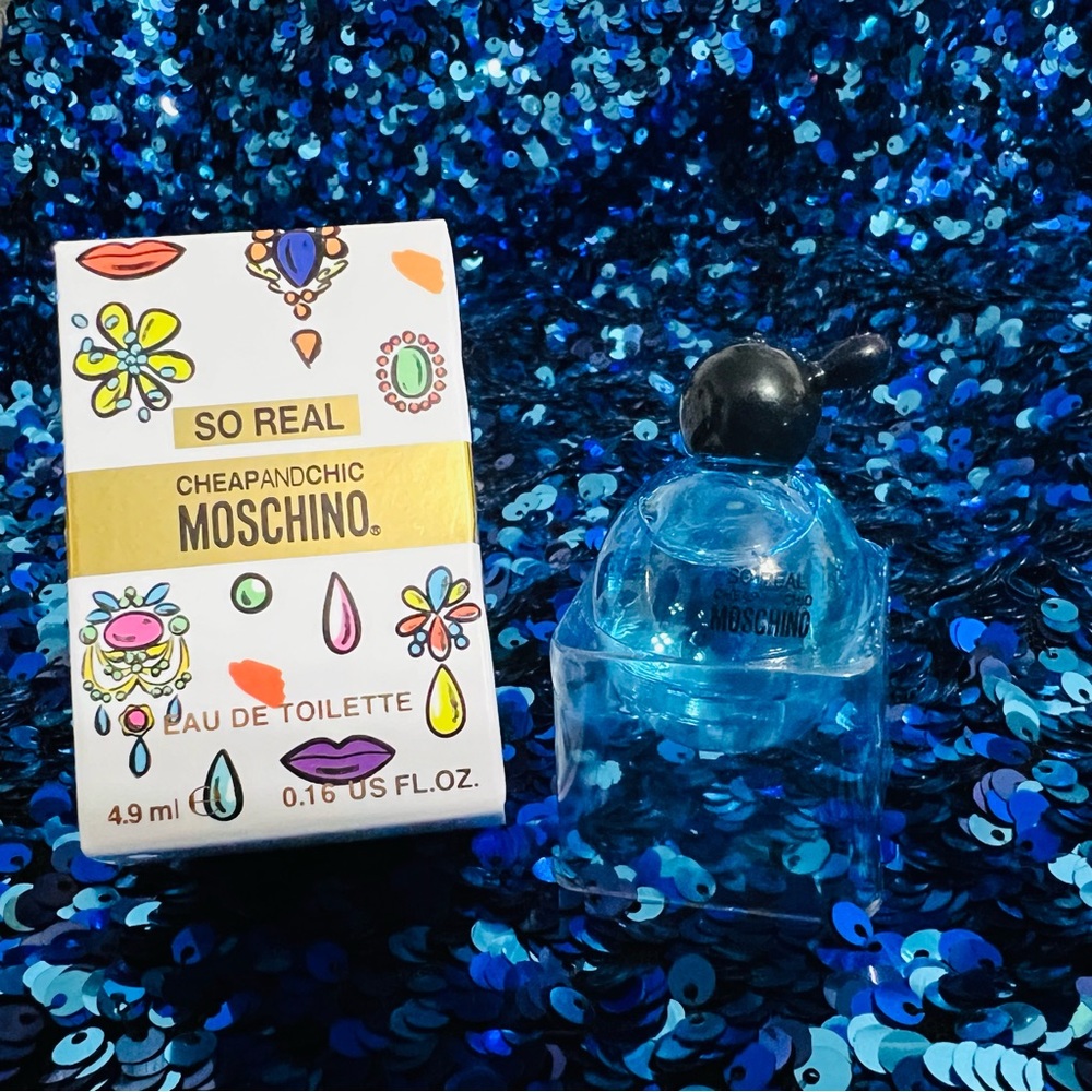 Moschino Cheap and Chic So Real Eau De Toilette Mini 0.16 fl.oz. New Dabber